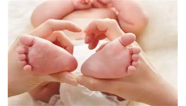 沈阳妇幼保健院三代自怀试管多少钱？代生男孩违法吗贵不贵？